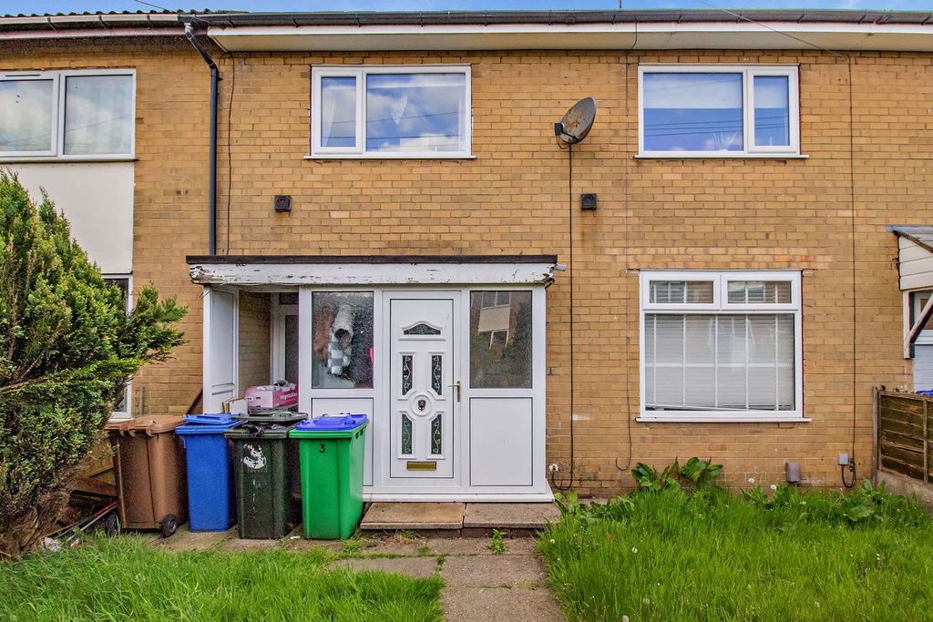 Property photo 1 of 18
