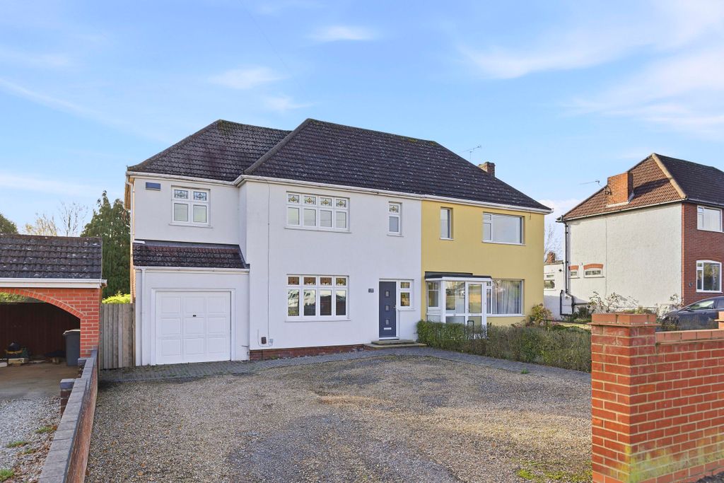 Property photo 1 of 25