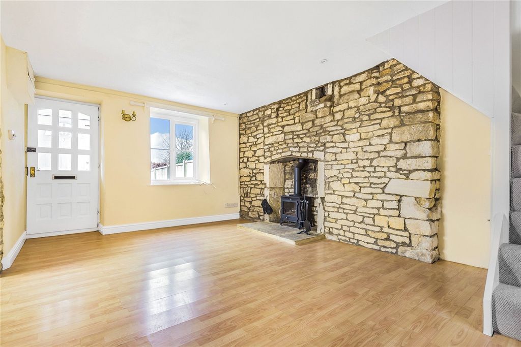 Property photo 3 of 8 Picture No. 04