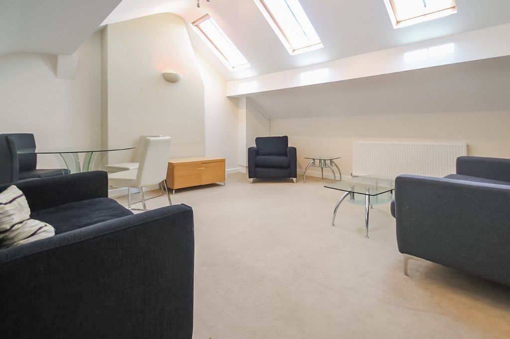 Property photo 1 of 13 Picture No. 05