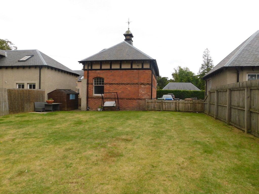 Property photo 3 of 9 External Rear