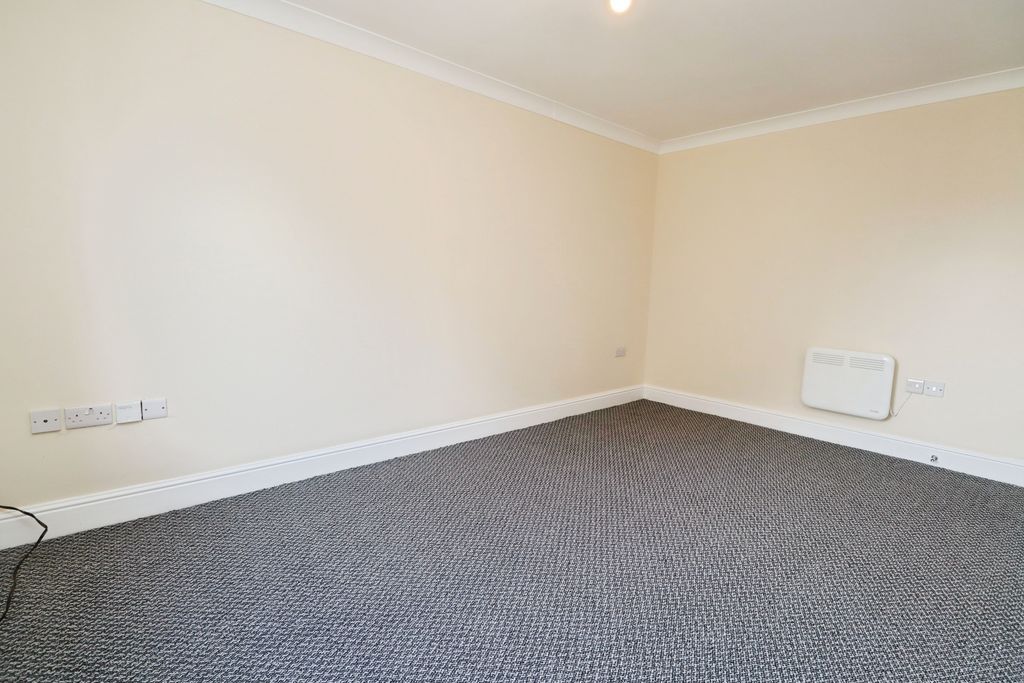 Property photo 3 of 9 Lucas Road