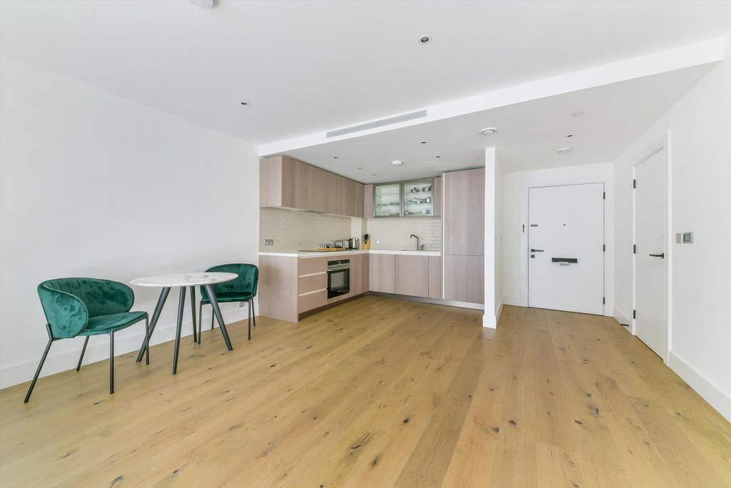 Property photo 1 of 12 Image