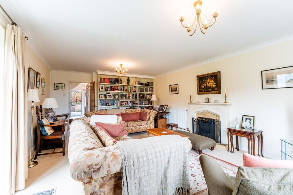 Property photo 3 of 15