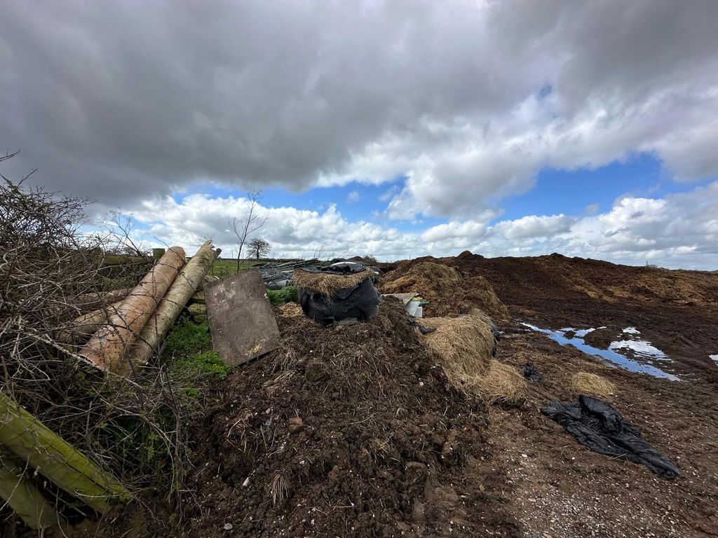 Property photo 1 of 4