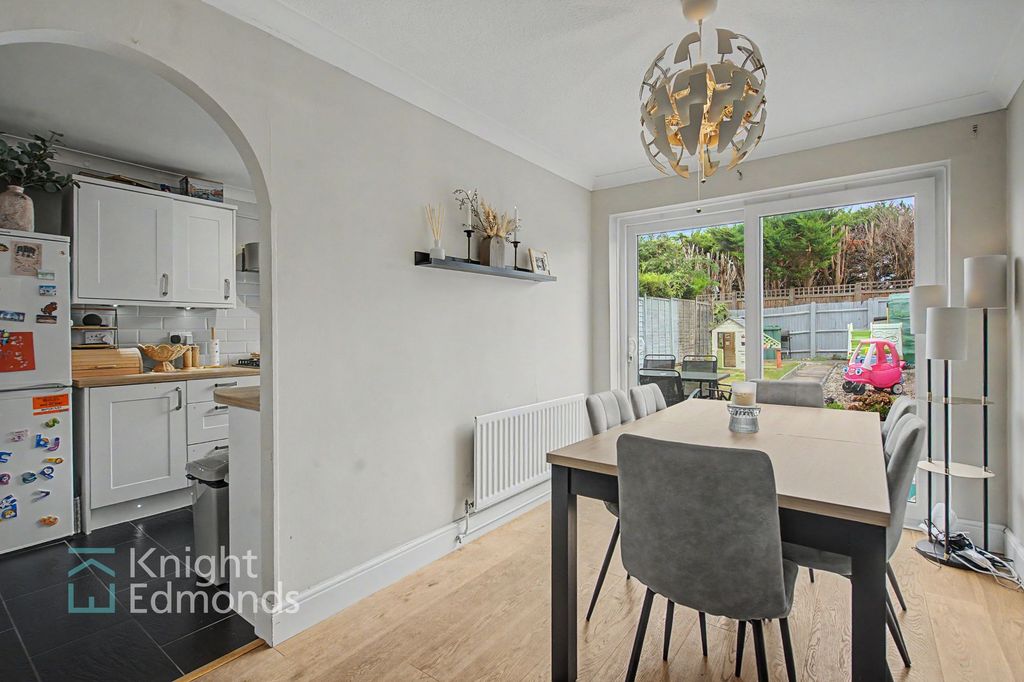 Property photo 1 of 14 Dining Room