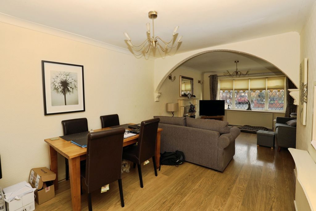 Property photo 1 of 15 Lounge/Dining Room