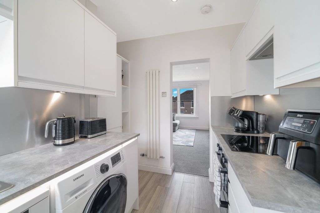Additional image 10 of 2 bed flat for saleIndia Drive, Inchinnan, Renfrew, Renfrewshire PA4
