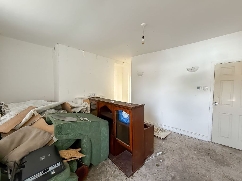 Property photo 2 of 10 Image 2