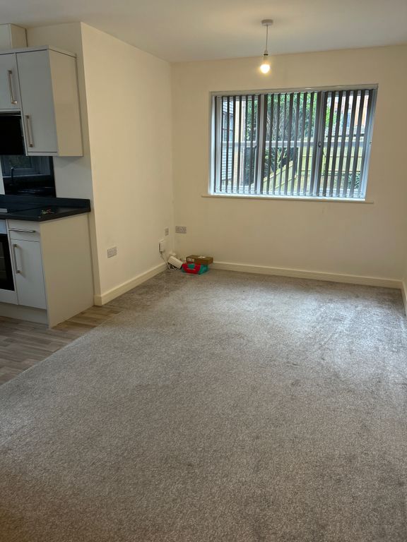 Property photo 3 of 6