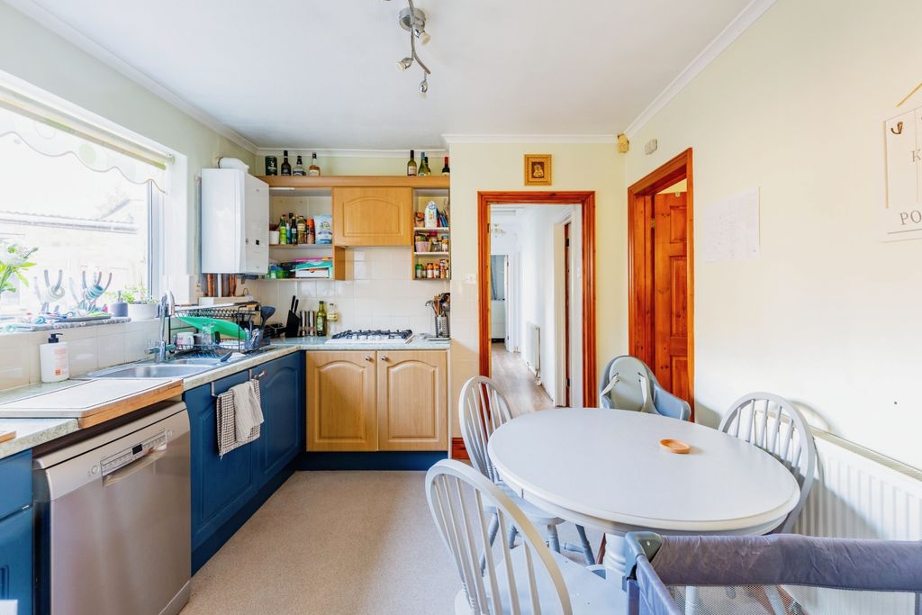 Property photo 2 of 18 Kitchen/Diner