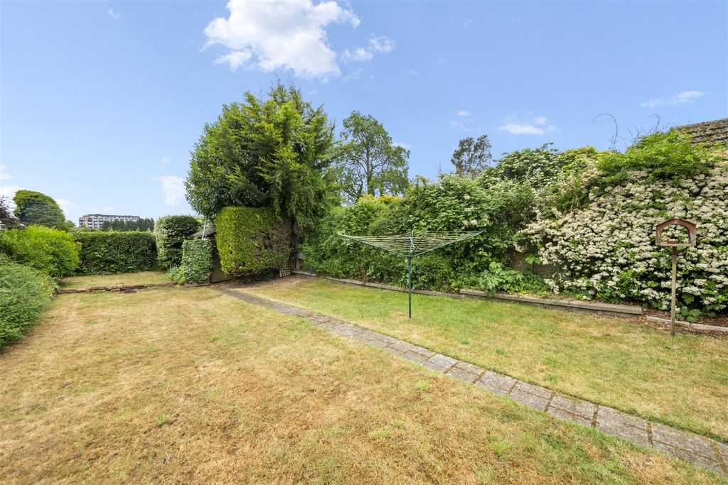 Property photo 3 of 13