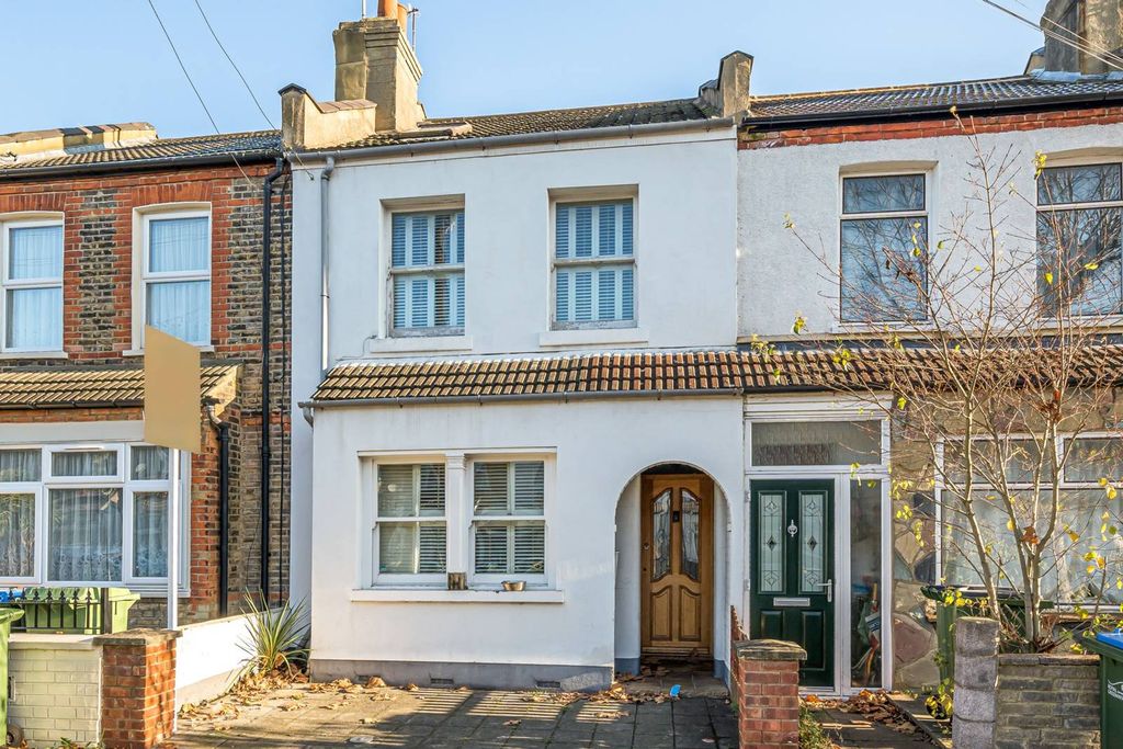 Property photo 1 of 7