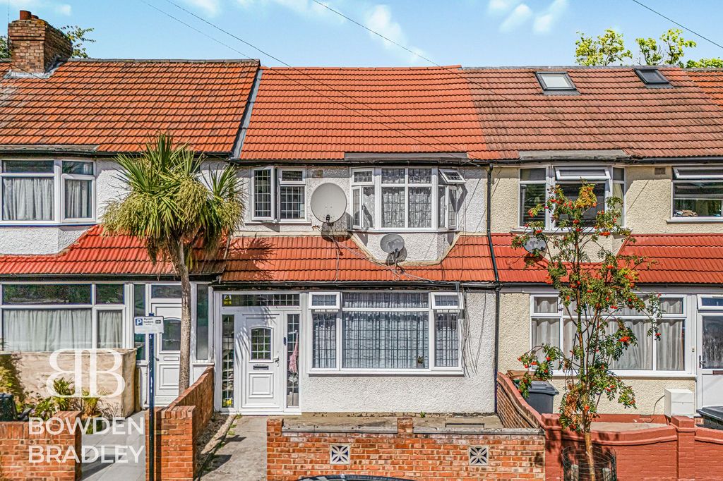 Property photo 1 of 15