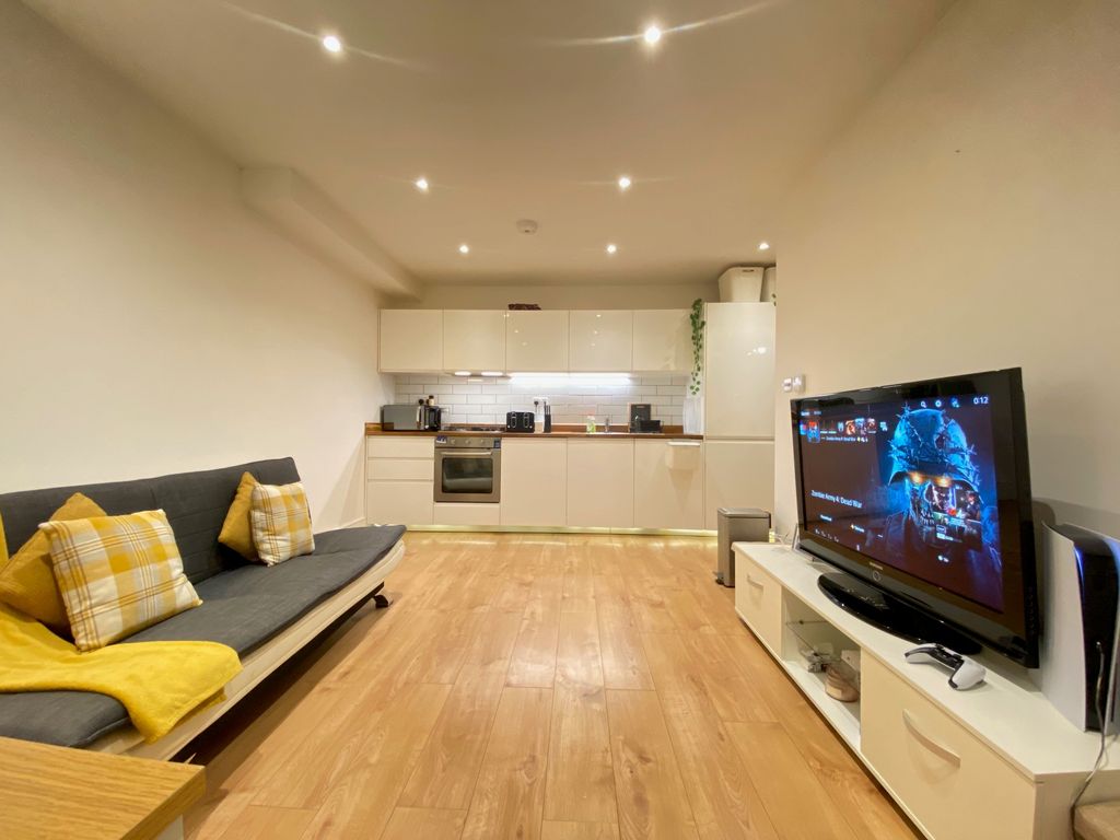 Property photo 3 of 6