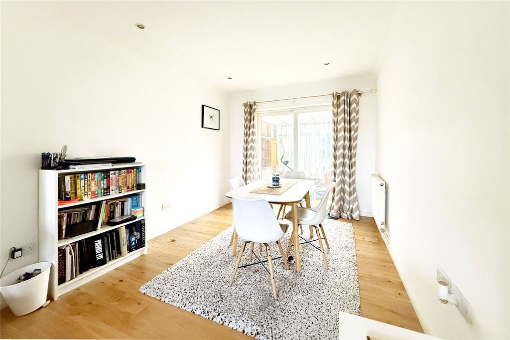 Property photo 3 of 17 Robinson Jackson