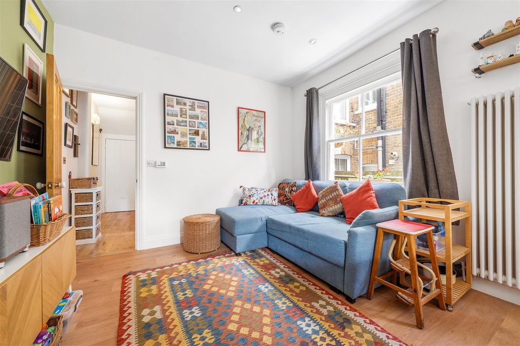 Property photo 2 of 12