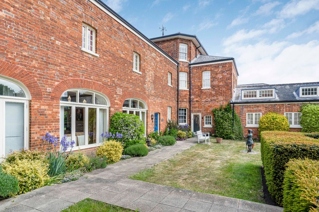 Property photo 1 of 24 Front