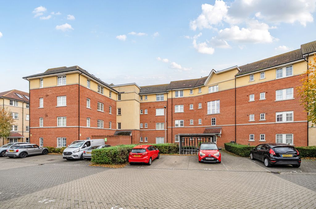 Property photo 3 of 18