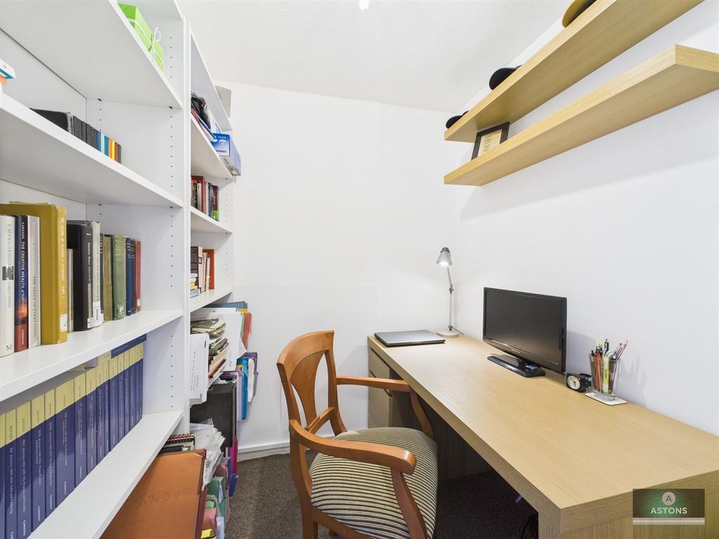 Property photo 3 of 13 Cam02202G0-Pr0683-Still003.Jpg