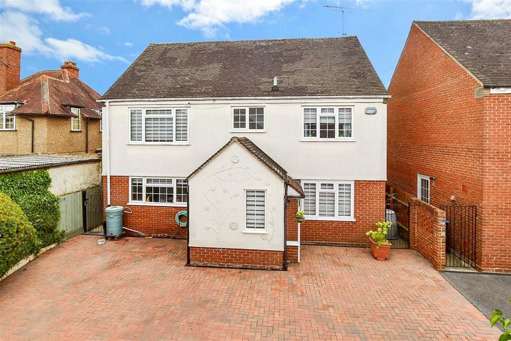 Property photo 2 of 14 External (Web)