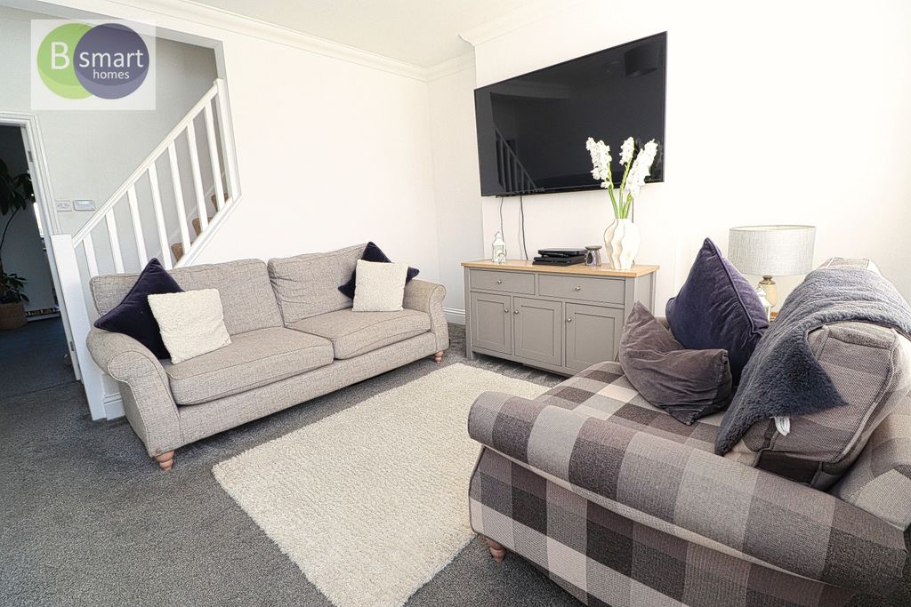 Property photo 2 of 13 Img_4254
