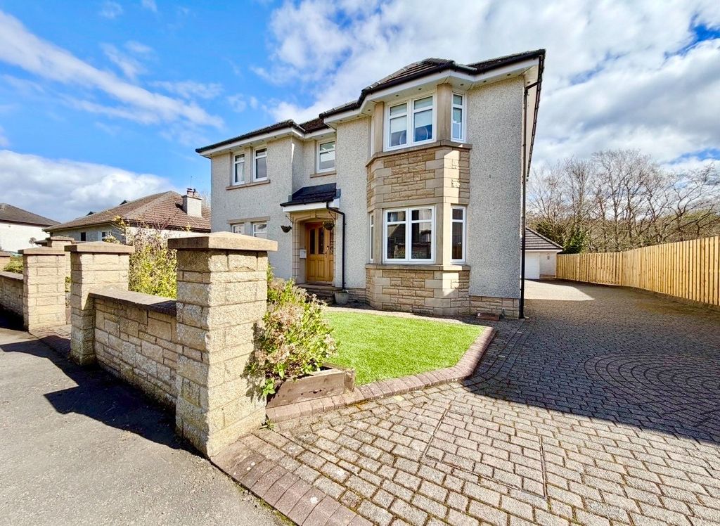 Property photo 2 of 53