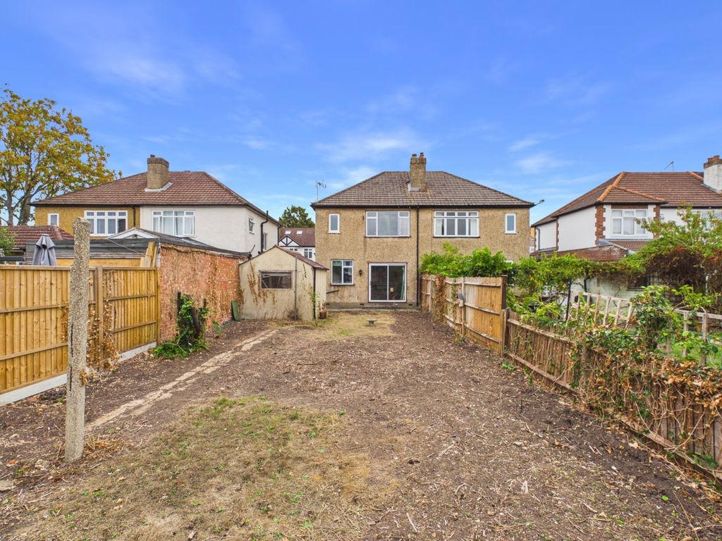 Property photo 3 of 7 Picture No. 02