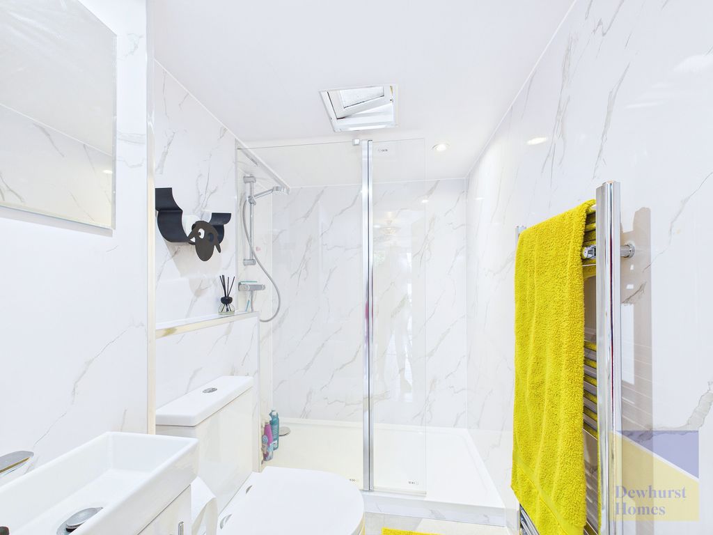 Property photo 3 of 28