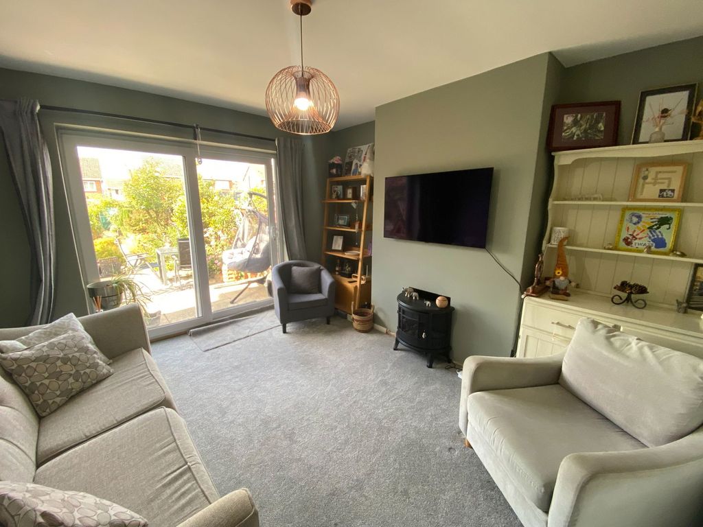 Property photo 3 of 23