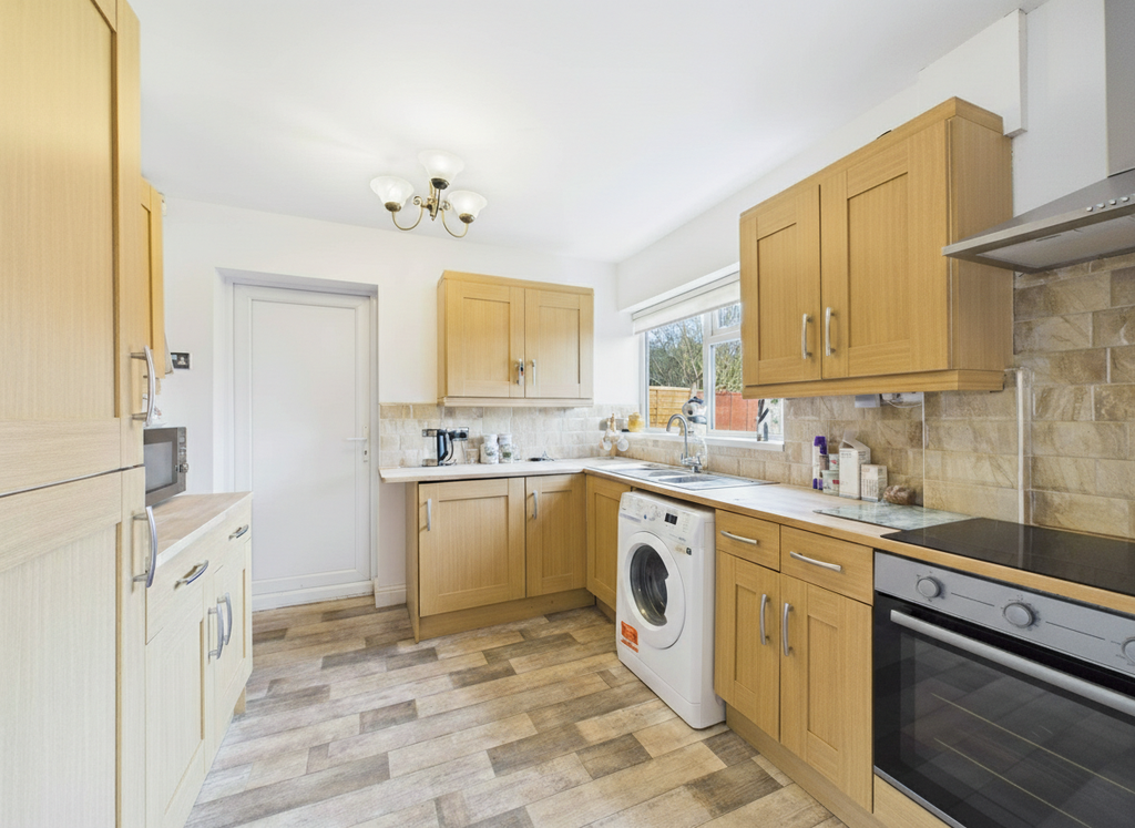 Property photo 2 of 13 Cam01698G0Pr0156Still003001