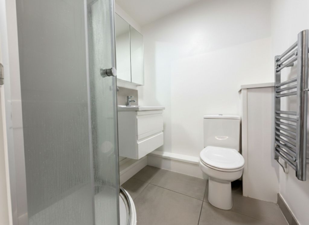 Property photo 3 of 3