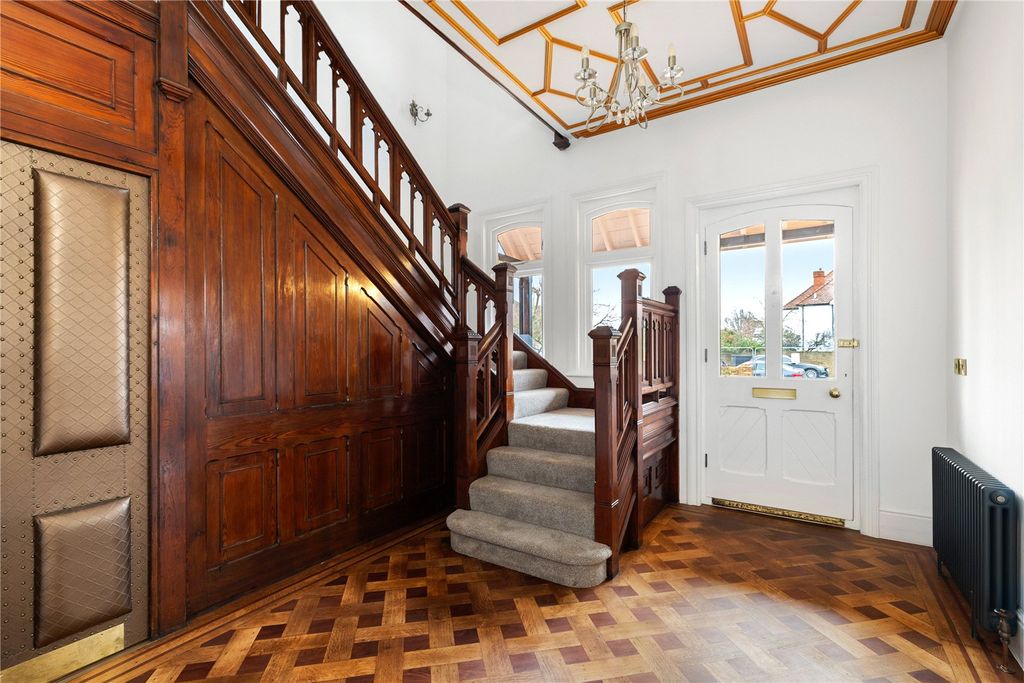 Additional image 5 of 6 bed detached house for saleBeauchamp Road, East Molesey KT8