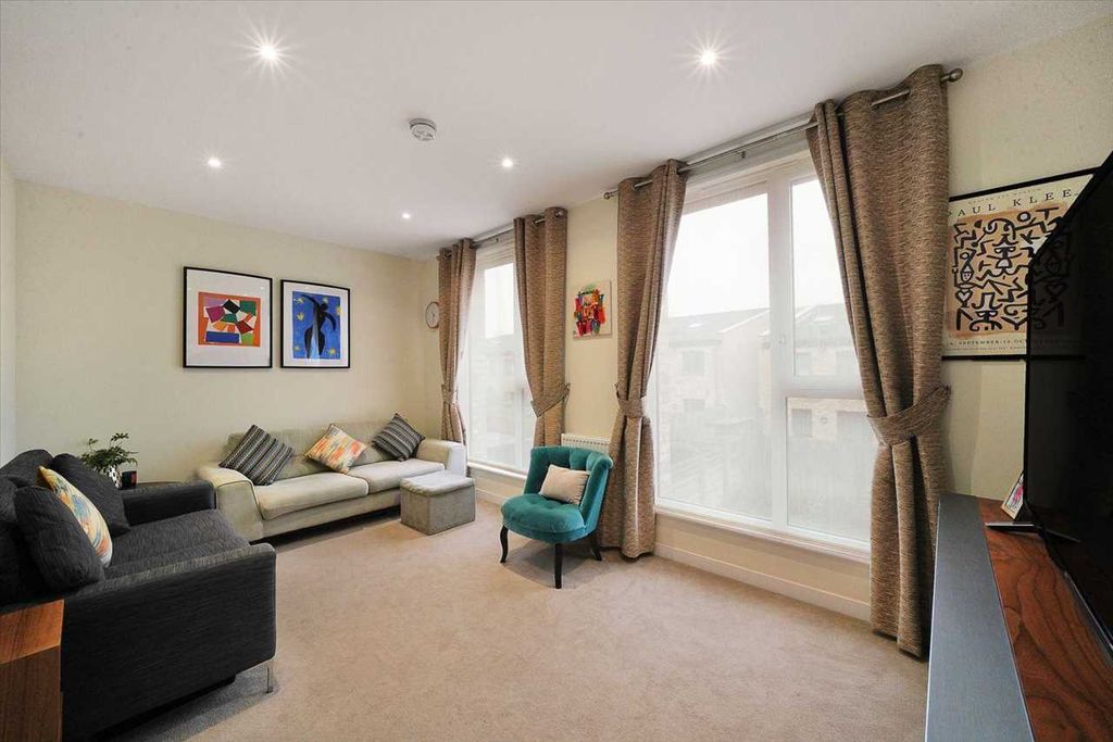 Property photo 1 of 15 Main Picture