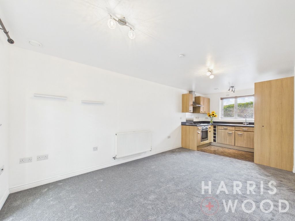 Property photo 3 of 22 5529593