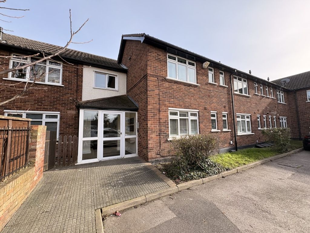 Property photo 1 of 10 4896660