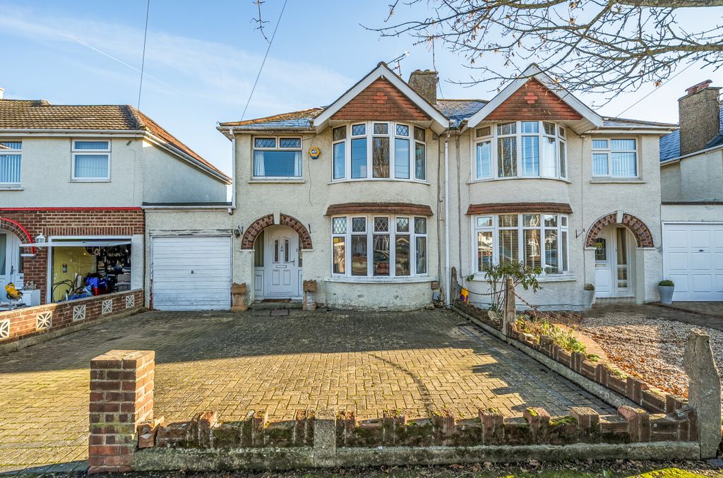 Property photo 1 of 23 138301622692067d698913