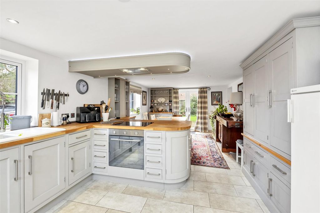 Property photo 2 of 27 Dcp_1989.Jpg