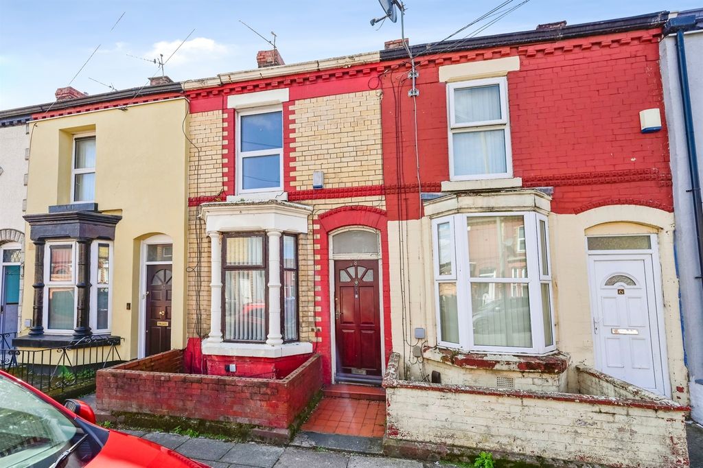 Property photo 1 of 12