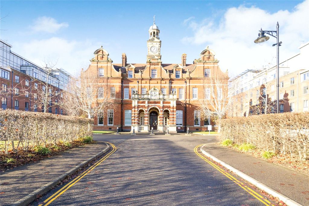 Property photo 1 of 8 Picture No. 11