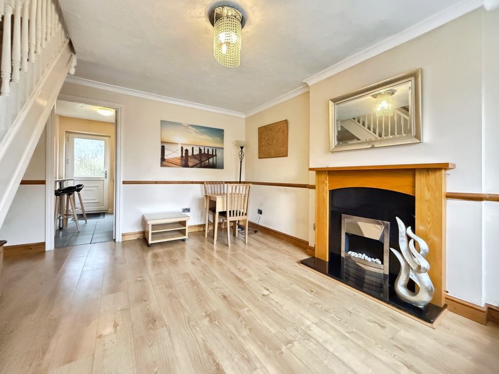 Property photo 3 of 19 4965526