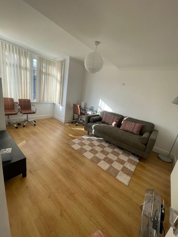 Property photo 2 of 20 7245.Jpg