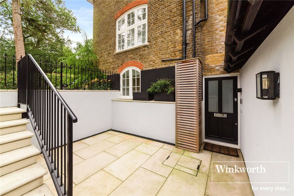 Property photo 1 of 14 Picture No. 05