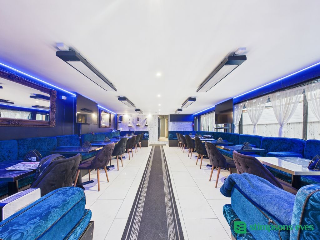 Property photo 1 of 9 Photo 6