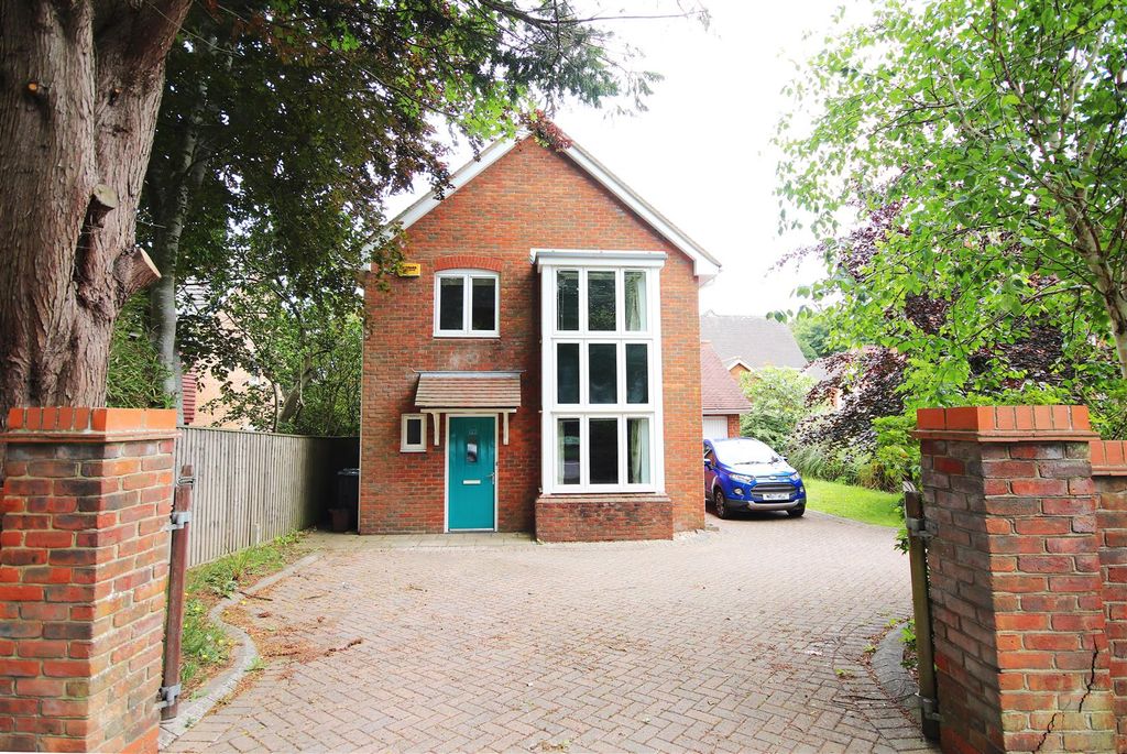 Property photo 1 of 10 Front.Jpg