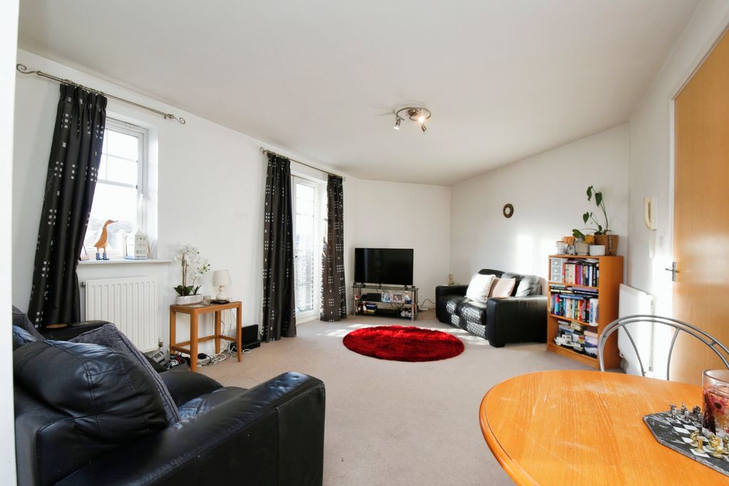 Property photo 3 of 17 Photography