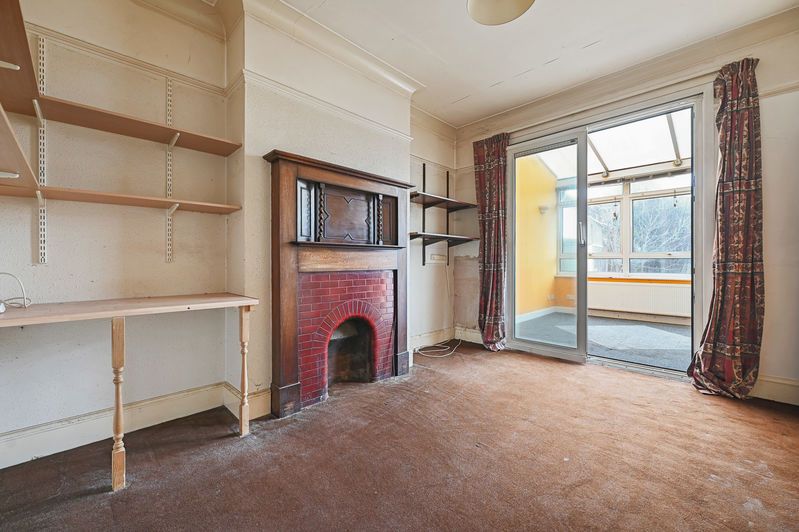 Property photo 3 of 11 Photo 10