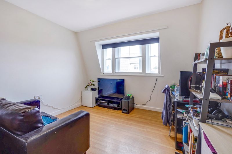 Property photo 2 of 7 Photo 2