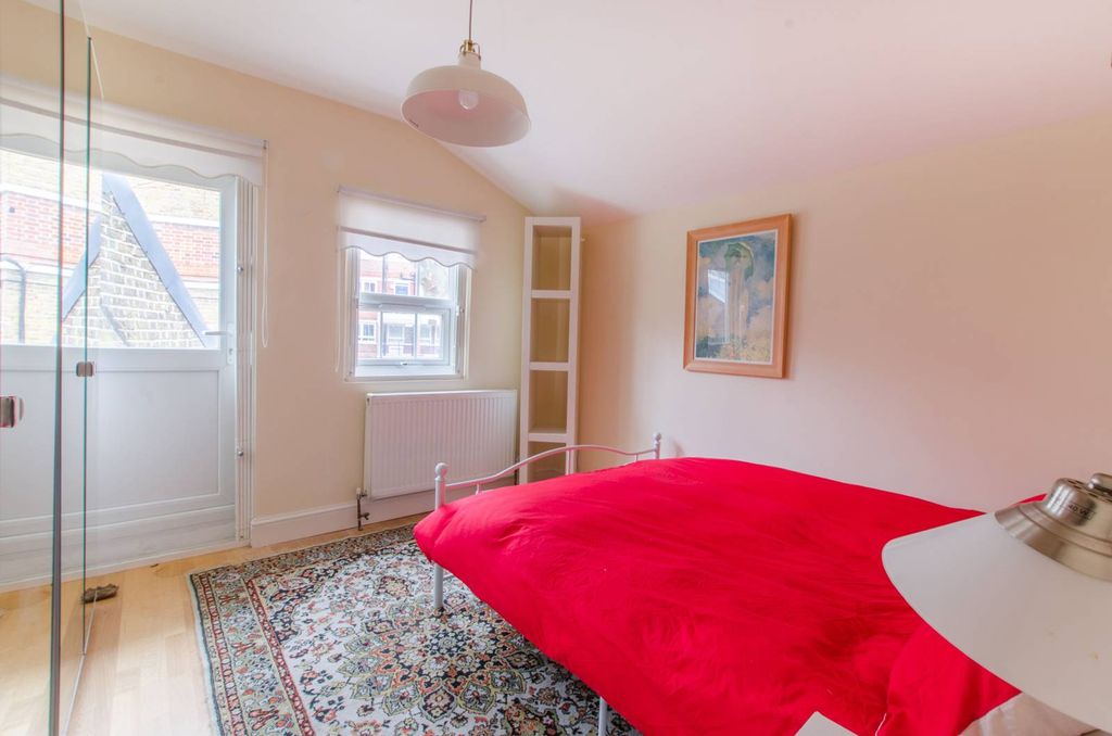 Property photo 1 of 9