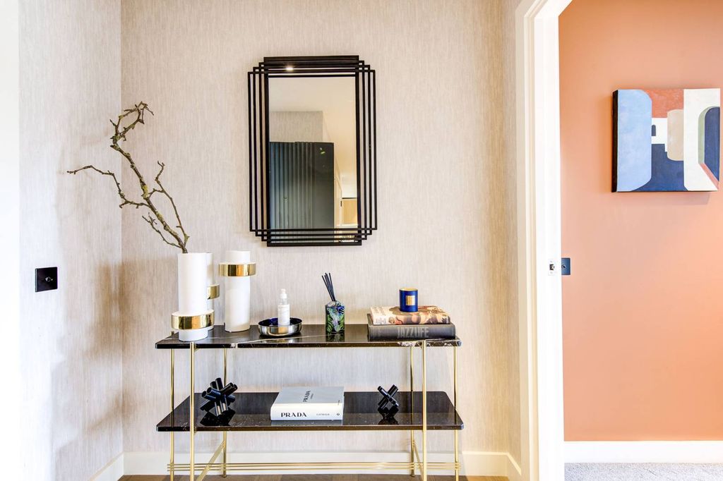 Property photo 1 of 31